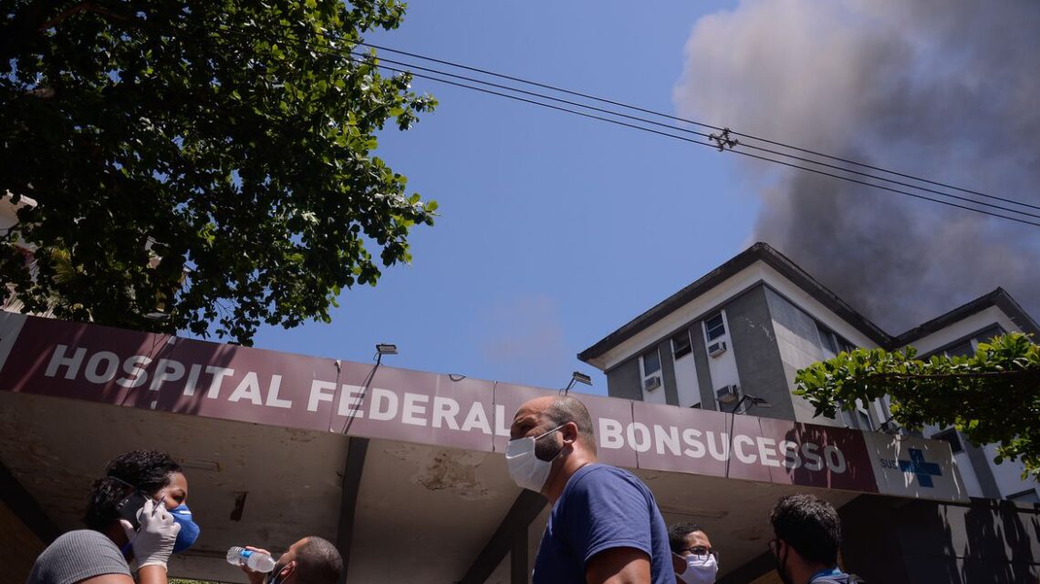 Quase um ano após incêndio, Hospital de Bonsucesso retoma serviços