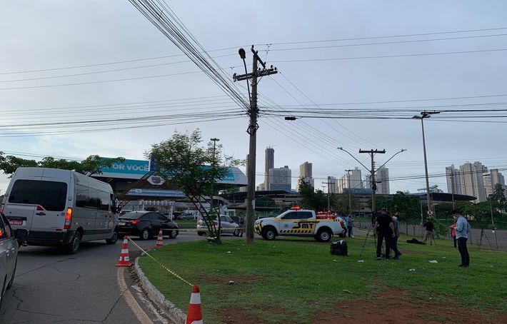 LUTO NA MÚSICA Ao vivo: velório de Marília Mendonça acontece em arena que cabe 100 mil pessoas