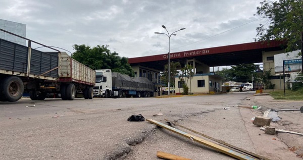 ‘FIM DA LEI MALDITA’ Fronteira com a Bolívia é reaberta para alegria dos hermanos e alívio dos corumbaenses