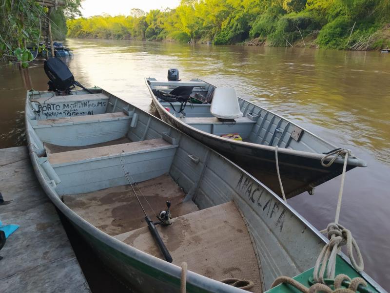 Polícia Militar Ambiental autua campo-grandense por pesca ilegal no rio Miranda e apreende barco e motor de popa e petrecho de pesca