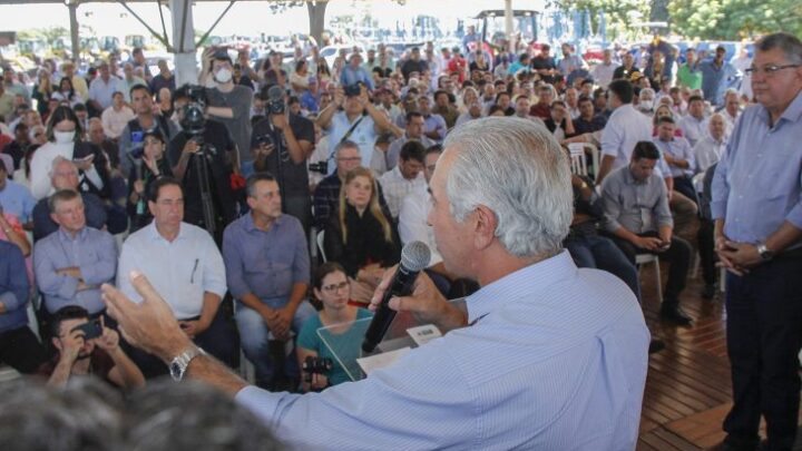 Governador anuncia novas entregas de equipamentos agrícolas ainda em 2022