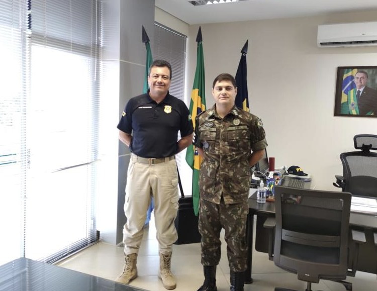 Superintendente da PRF/MS recebe visita do Comandante do 9º BPE