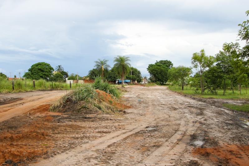 Prefeitura inicia pavimentação no contorno da Segunda Lagoa