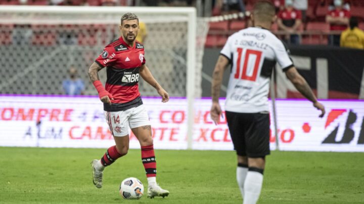 Flamengo recebe Olimpia no Maracanã pelas oitavas da Libertadores