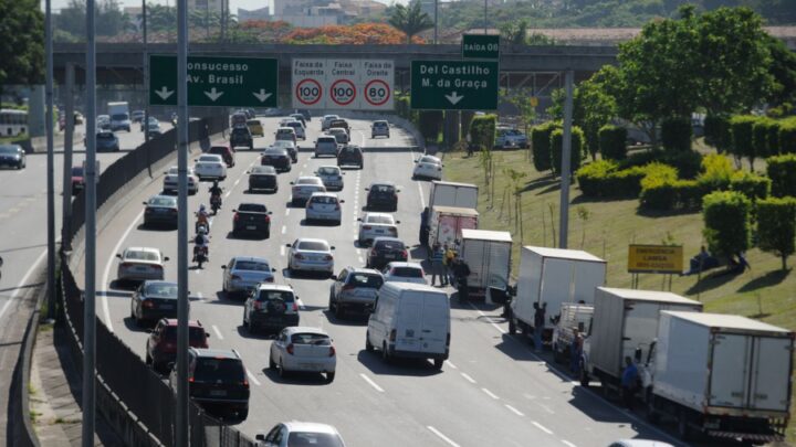 Artefato explosivo provoca fechamento da Linha Amarela no Rio 