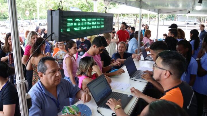 Corrida dos Poderes: atletas recebem kits e se preparam para a largada neste sábado às 17h30