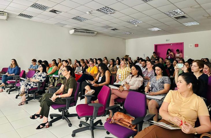 Capacitação para enfrentamento à violência contra mulheres fala de desafios e possibilidades