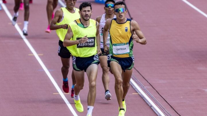 Com folga, Yeltsin Jacques lidera semifinal dos 1.500m e vai em busca do segundo ouro no Parapan