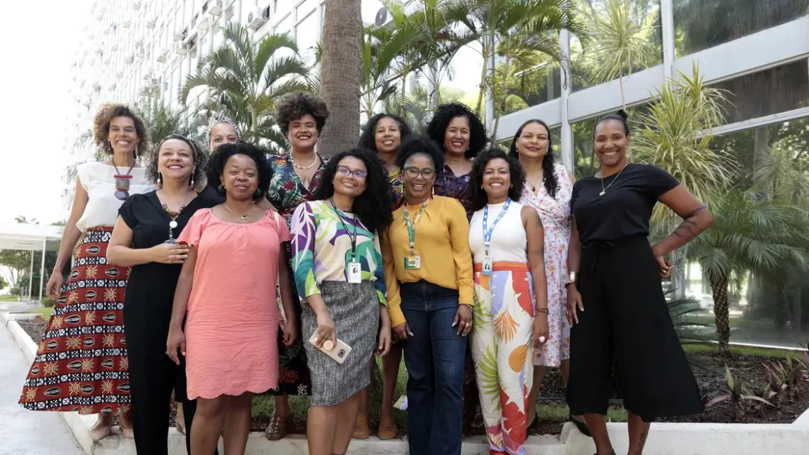 Mulheres na energia: CIGRE-Brasil celebra o Dia da Mulher com um webinar internacional sobre transição energética e o papel das mulheres no setor 