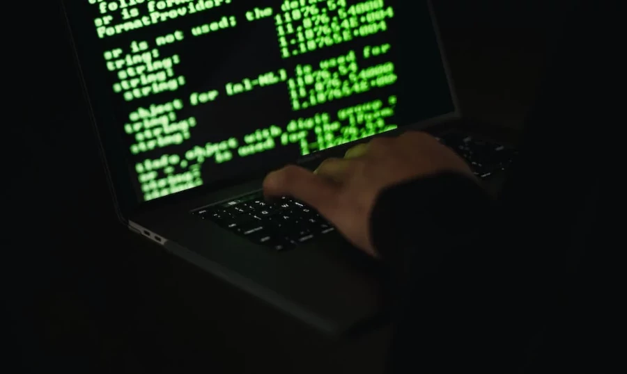 Hackers: como eles conseguem extrair suas informações privadas?