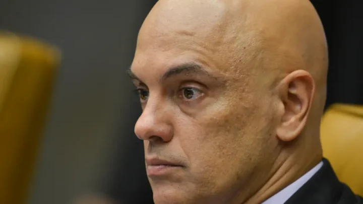 PF prende dois acusados de ameaçar familiares de Alexandre de Moraes