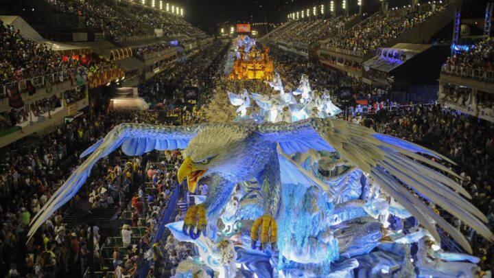 Rio: ingressos do carnaval serão vendidos a partir desta quarta-feira