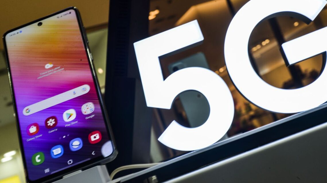 Menos de 8% das cidades brasileiras têm leis de antenas adaptadas a 5G