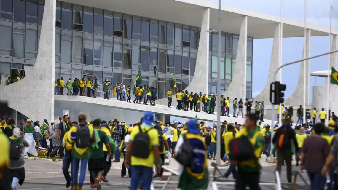 STF tem maioria para tornar ré cúpula da PMDF no 8 de janeiro