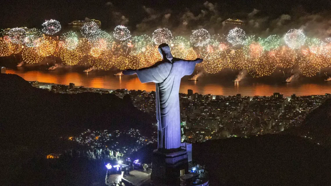 Moradores e turistas dão Nota 10 para turismo no Rio de Janeiro