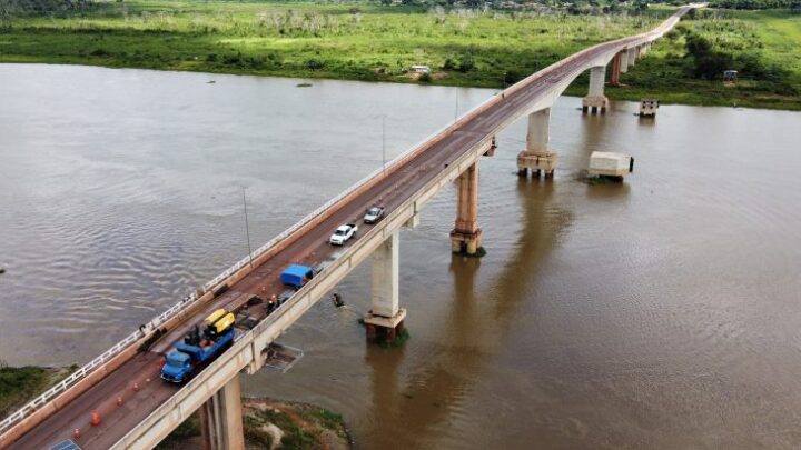 Interdição da Ponte sobre o Rio Paraguai para obras