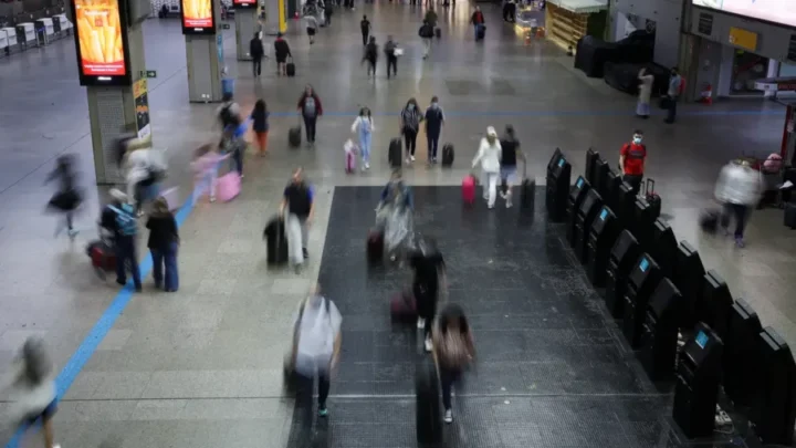 Anac suspende limitação de voos em Guarulhos