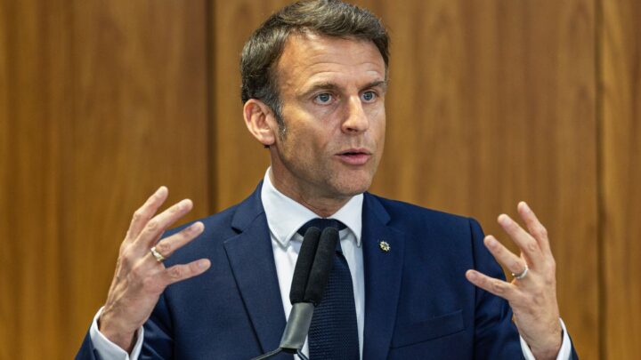 Macron dissolve parlamento e convoca eleição legislativa na França