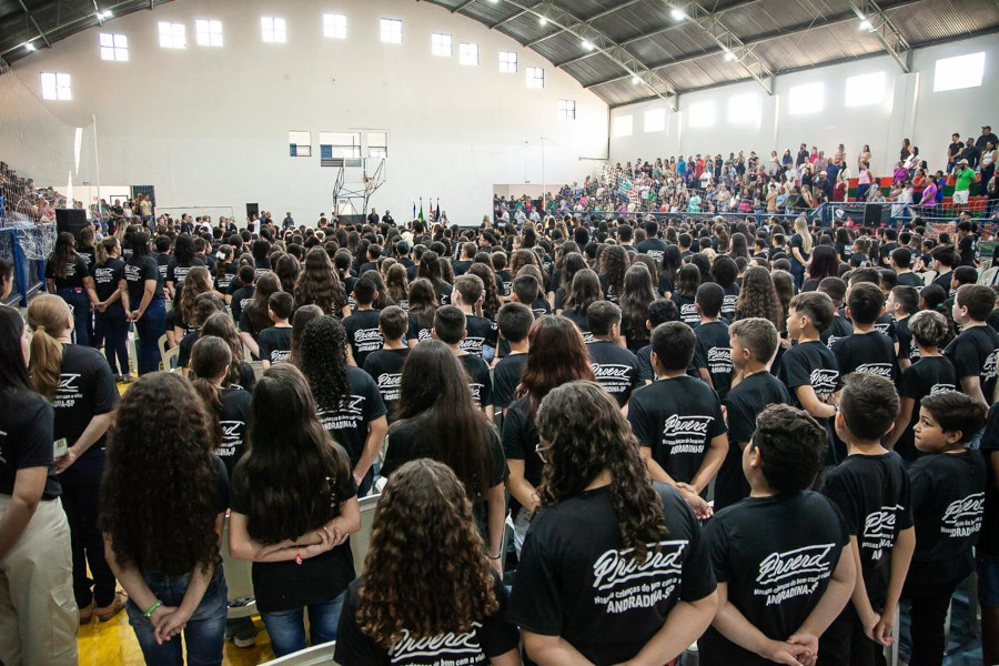 Águas Andradina apoia formatura dos alunos do Proerd