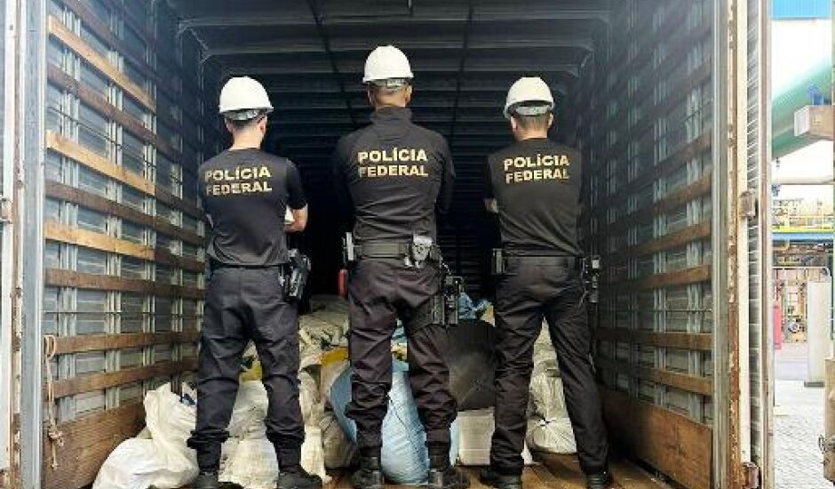 PF de Três Lagoas incinera quatro toneladas de drogas apreendidas