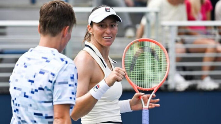 Luisa Stefani vence jogo dramático e vai às oitavas de final do US Open