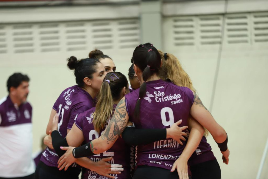 Osasco vence a terceira seguida no Paulista em noite de estreia de Natalia e Polina