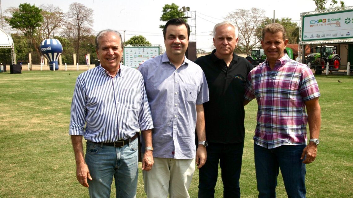 Ministro da Agricultura e Pecuária em exercício, Roberto Perosa visita 61 ª Expo Rio Preto SICREDI, no interior de São Paulo