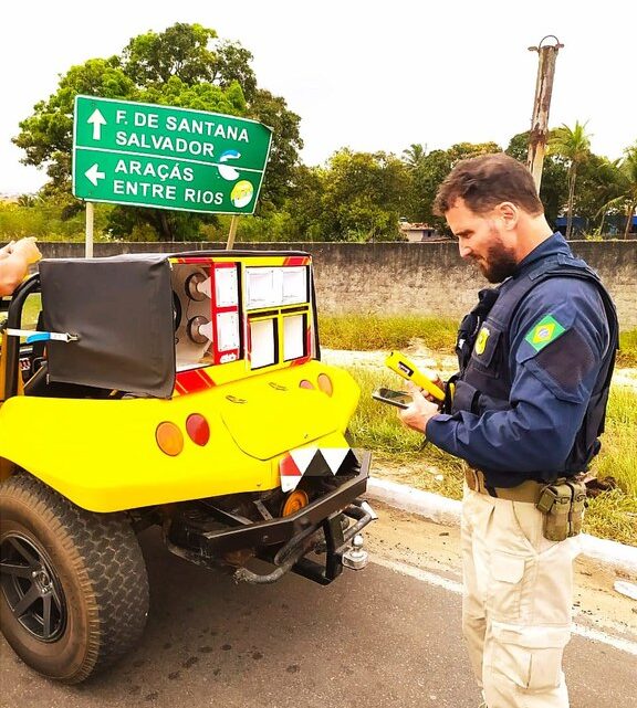 Baby Buggy com som do tipo ‘paredão’ é autuado durante blitz da PRF em Alagoinhas (BA)