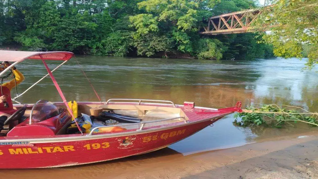 REGIÃO: Bombeiros encontram corpo de adolescente nas águas do Rio Verde. VEJA O VÍDEO