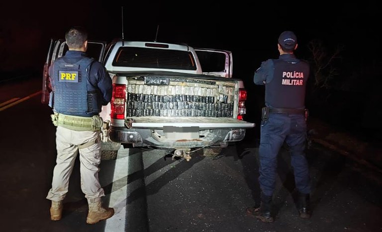 PRF e PM apreendem 1,8 tonelada de maconha em Porto Murtinho (MS)