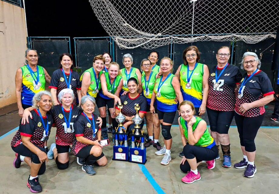 Três Lagoas conquista três títulos no Torneio da Melhor Idade de Vôlei Adaptado