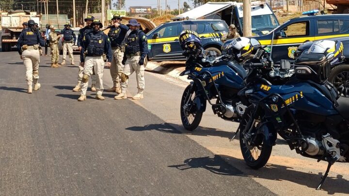 PRF reforça policiamento em rodovias do DF após ataque ao STF